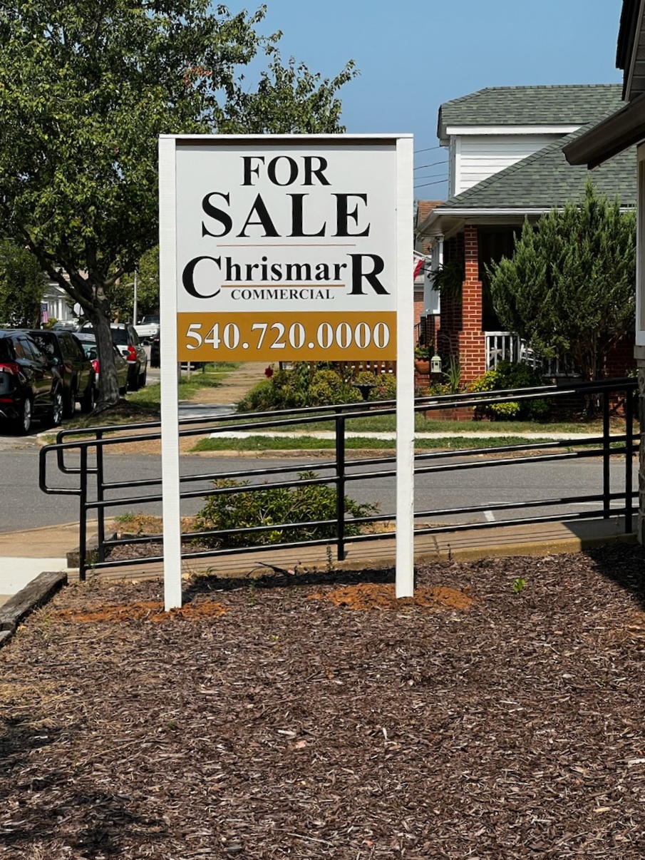 Chrismarr Commercial partnered with Distinct Sign Solutions for Real estate signage in Fredericksburg.