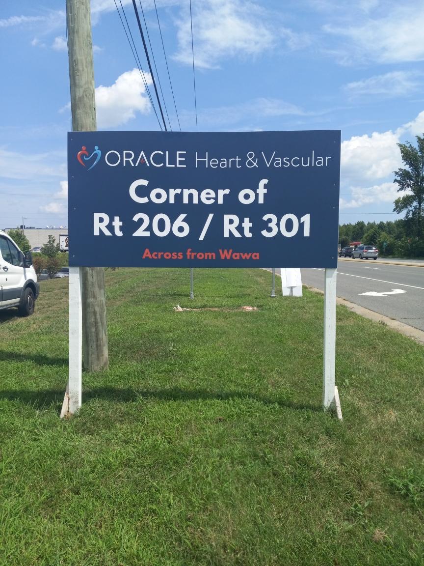 Oracle Heart & Vascular partnered with Distinct Sign Solutions for Wayfinding signage in King George.