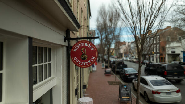 River Rock Outfitters’s blade sign