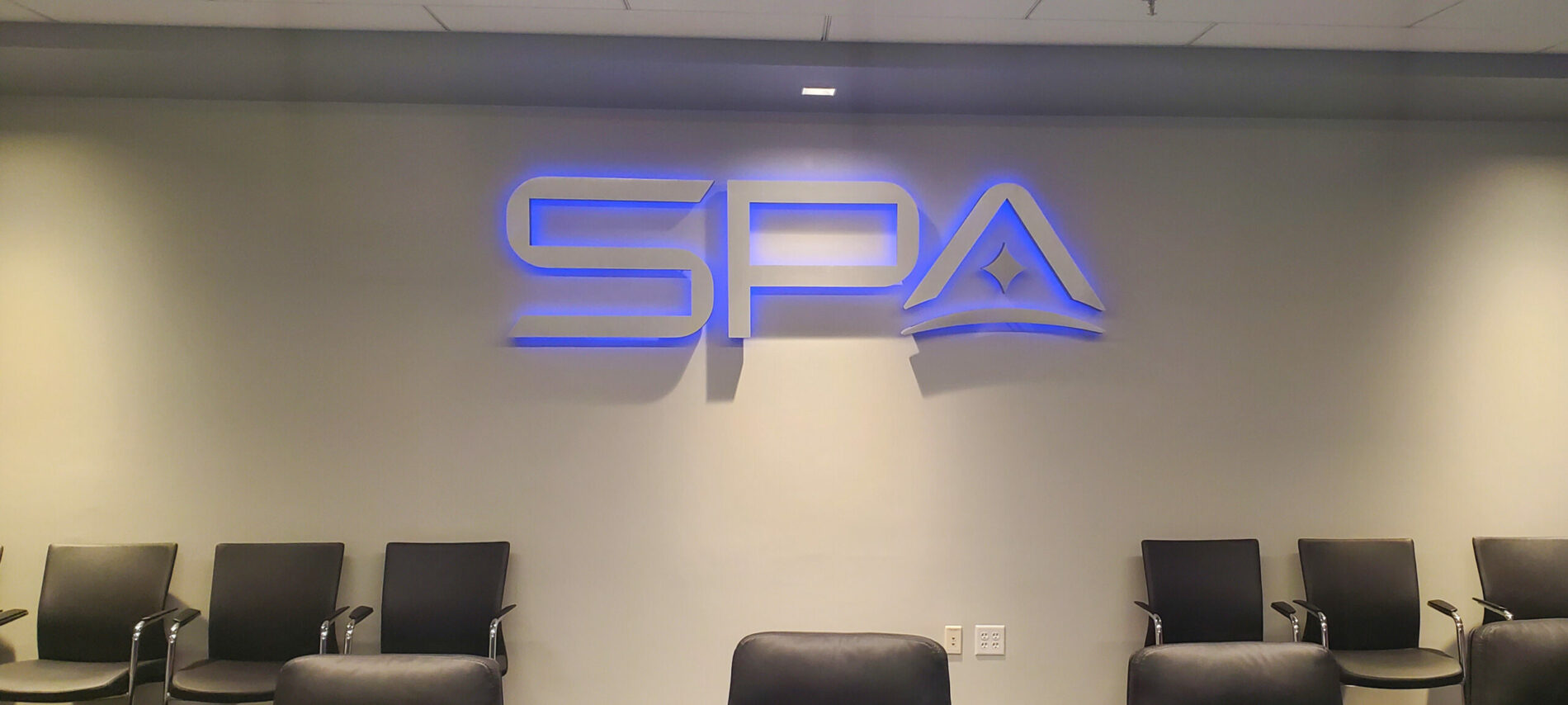 Systems Planning and Analysis (SPA) partnered with Distinct Sign Solutions for Illuminated (halo) sign in Alexandria.